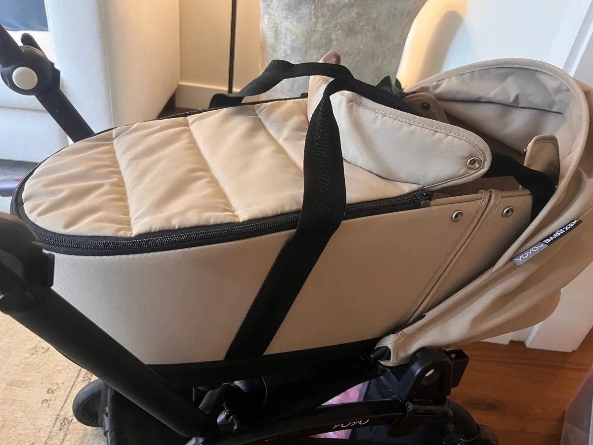 Bassinet with adapter for yoyo Zen - Image 3