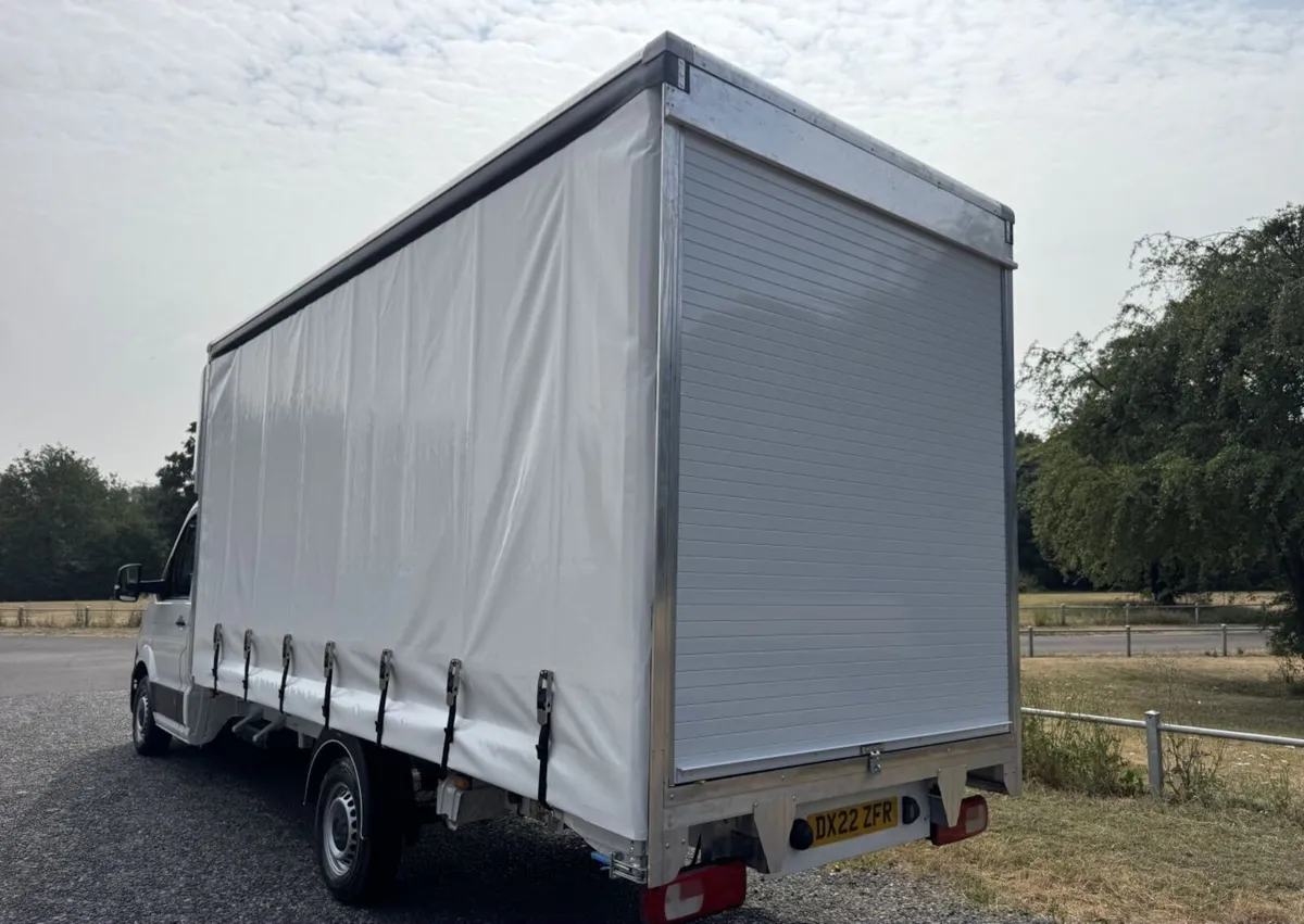 2022 Volkswagen Crafter CurtainSider Van - Image 4