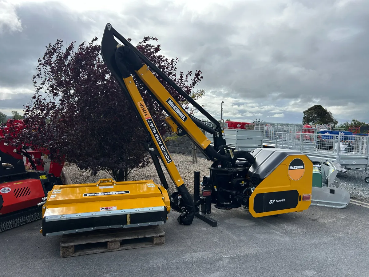 McConnel 6067-70 Hedge Cutter - Image 2