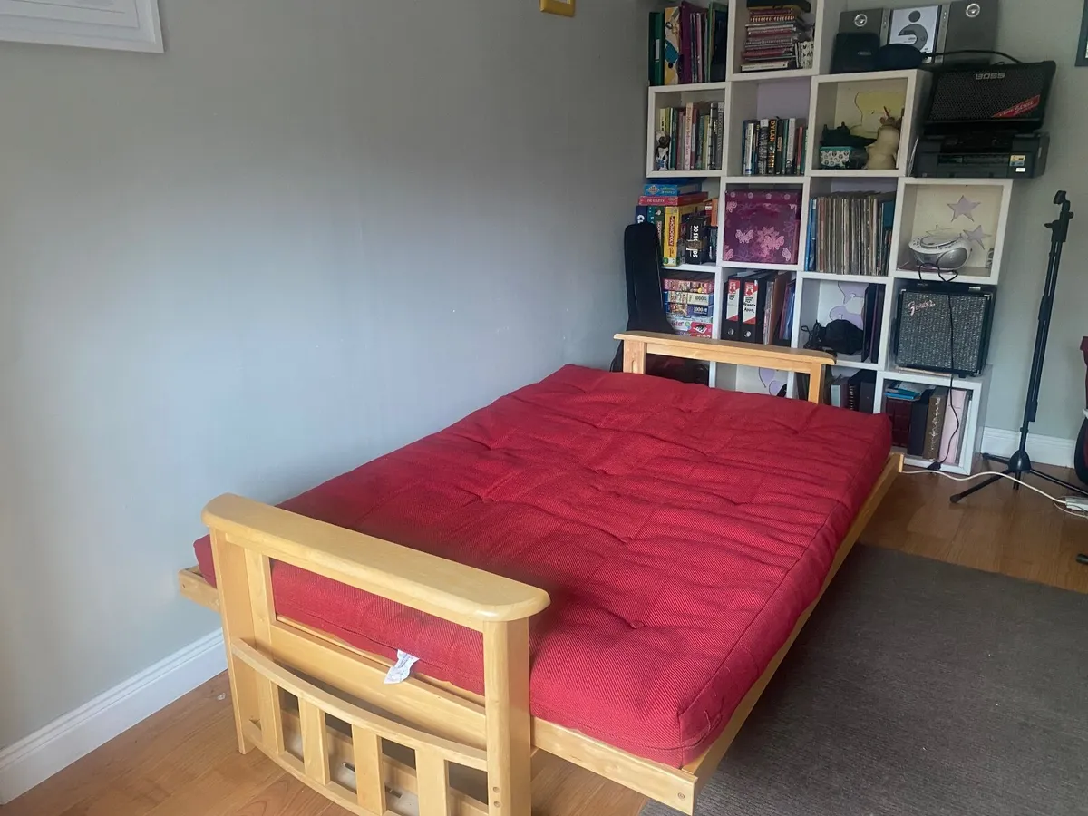 Futon - Image 4