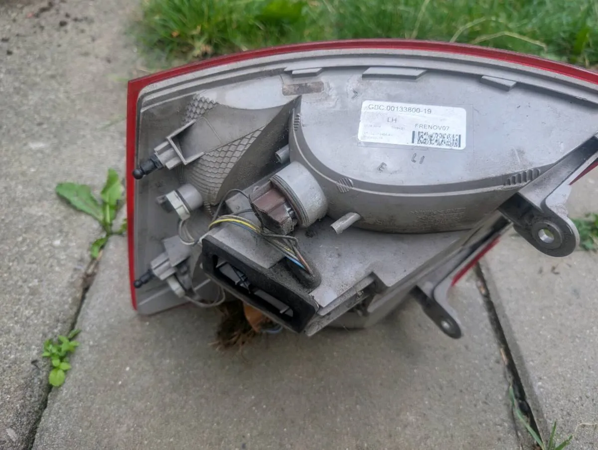 Taillight - Image 2