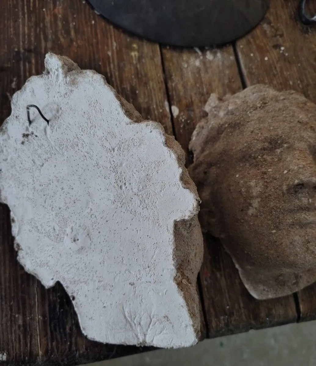 3 beautiful classical wall decor heads - Image 3