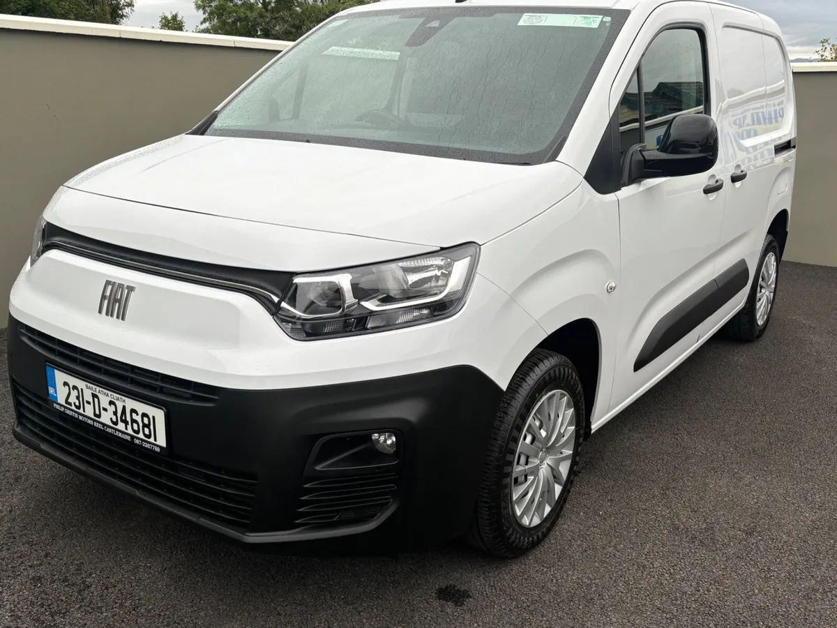 Fiat Doblo 2023 - Image 3