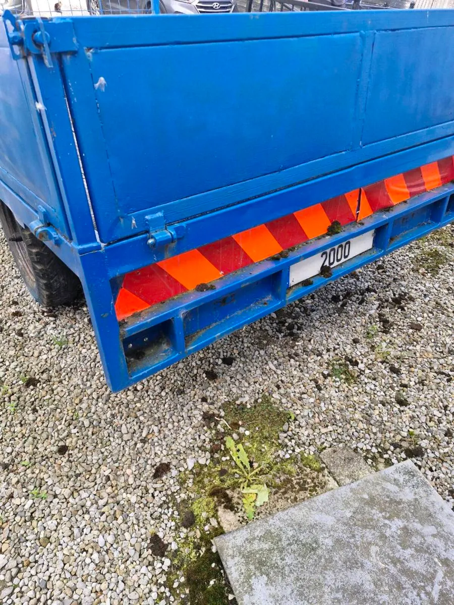 Trailer - Image 4