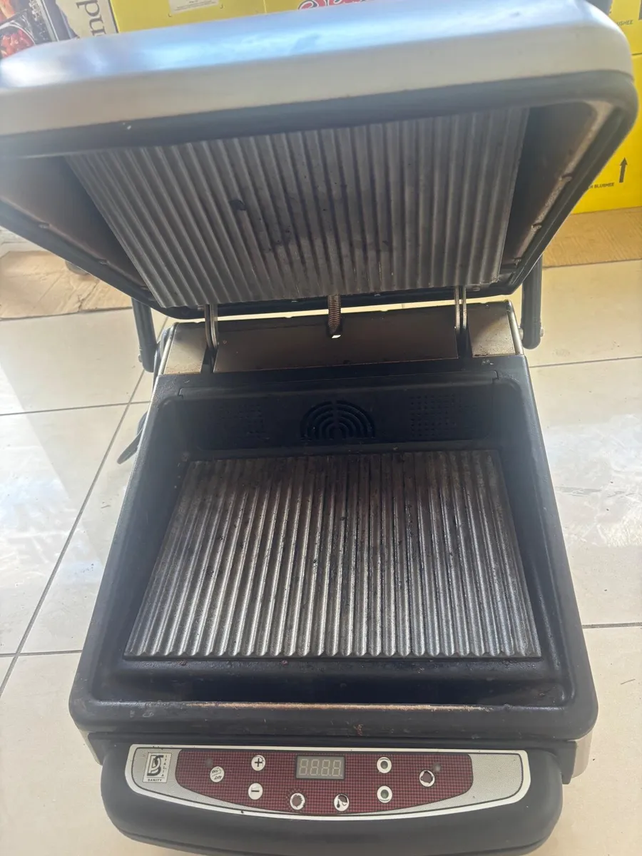 Commercial Toastie Presser - Image 4
