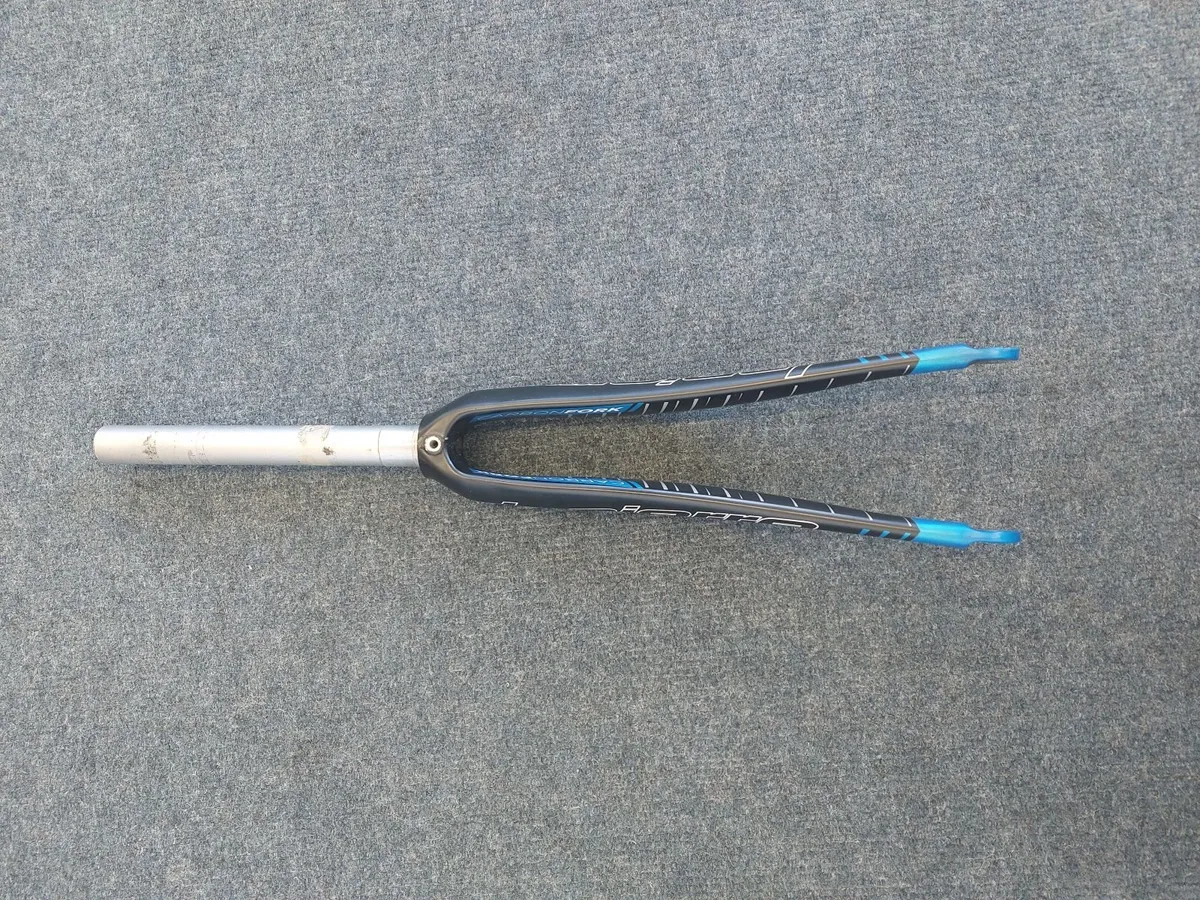Carbon fork - Image 4