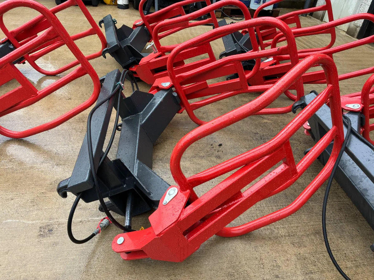New Soft-hand bale lifters in stock now! - Image 3