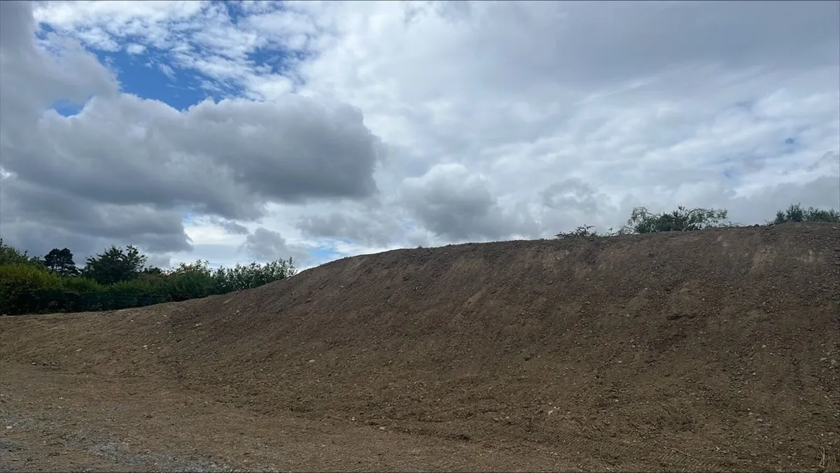 Free Bulk Topsoil - Image 2