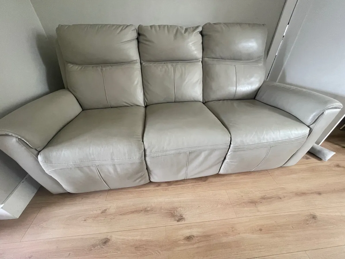Electric 3 + 2 + 1 sofa - Image 4