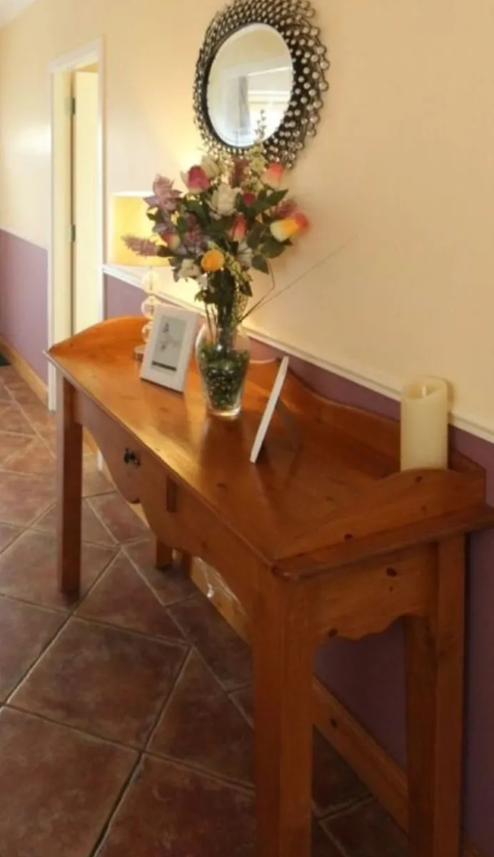 Solid Pine Console Table / Hallway Table with Draw - Image 4