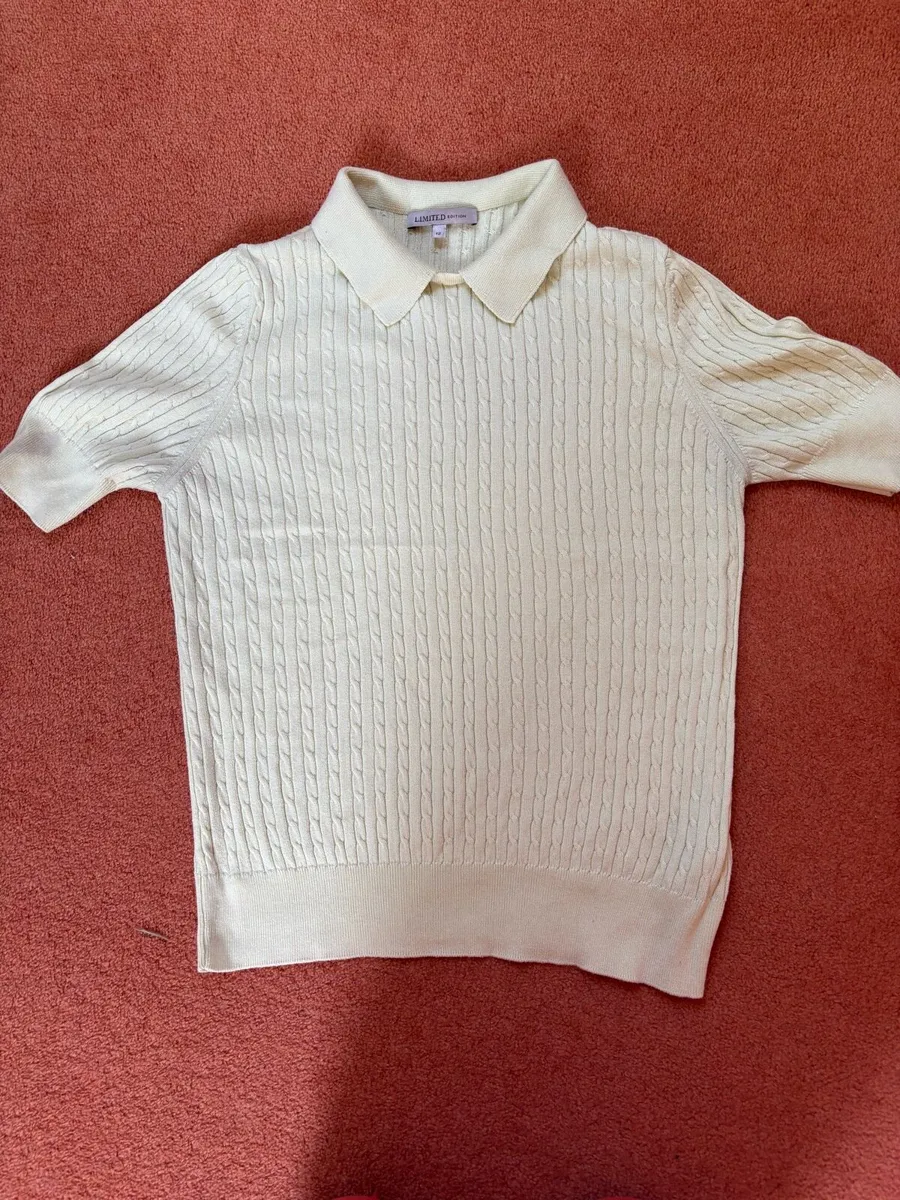 M&S pale yellow short sleeve jumper - Image 1