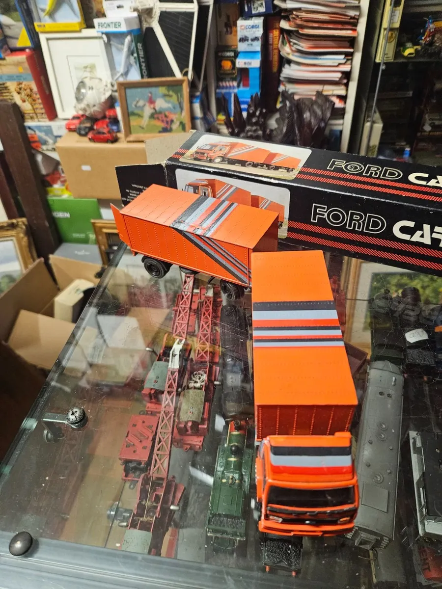 Corgi NZG Ford Cargo Truck and Trailer 1.50 - Image 3