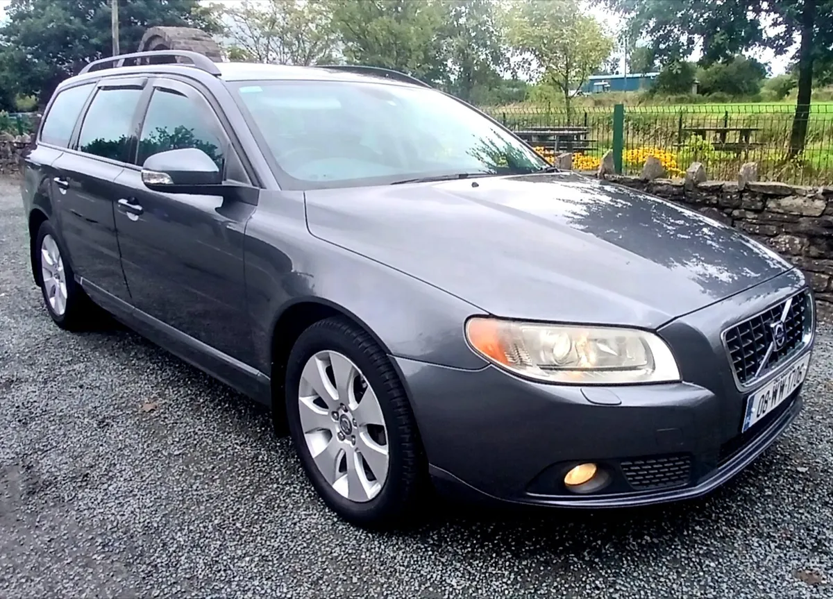 Volvo V70 2.0F New Nct 2027 - Image 1