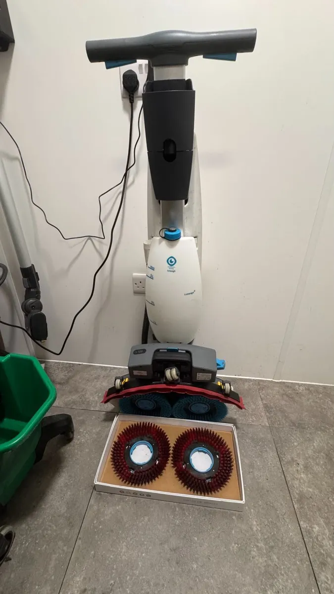 I-MOP 40 PRO SCRUBBER DRYER - Image 4