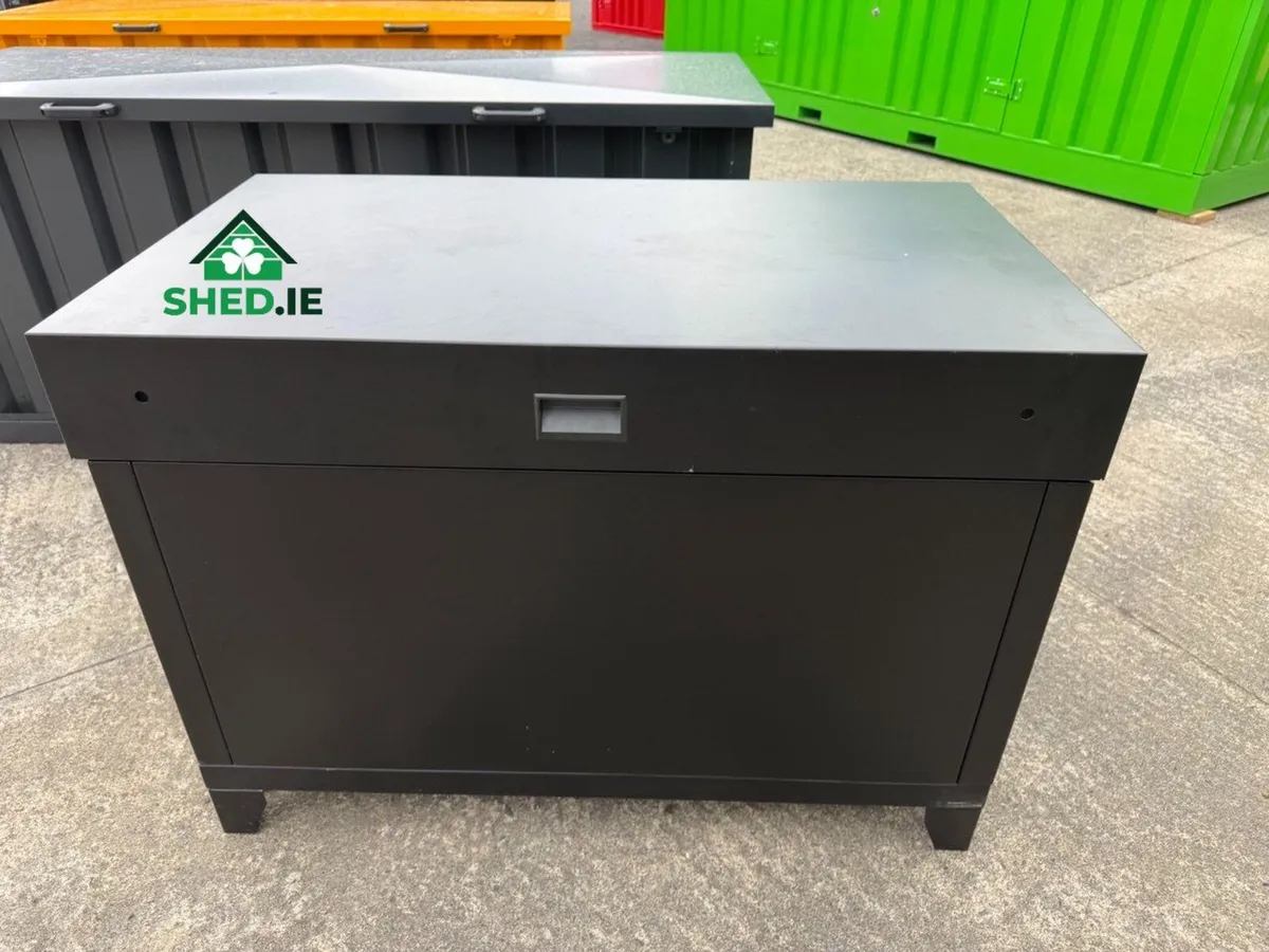Compact Heavy-Duty Galvanised Steel CUBE Tool Box - Image 4
