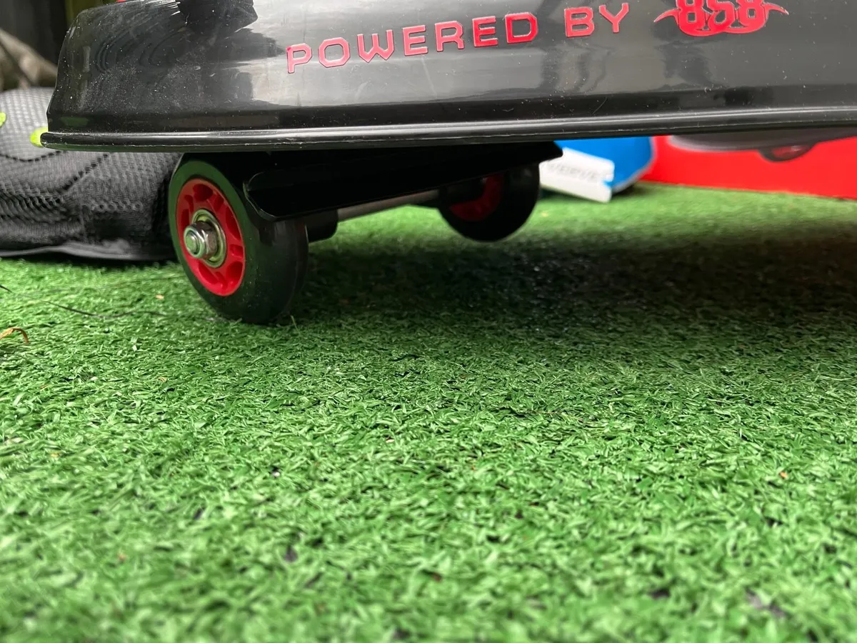 Kids skate & drift board - Image 3