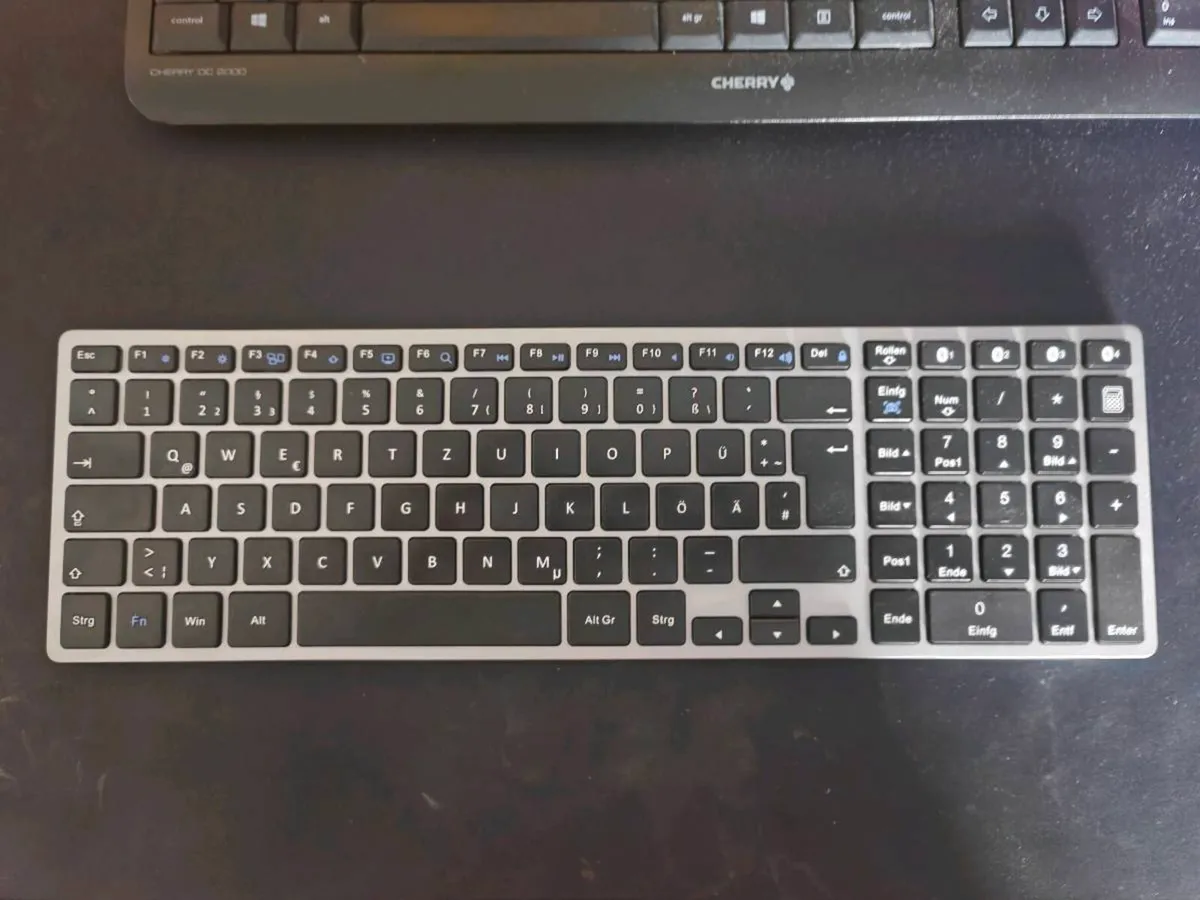 Wireless Bluetooth Keyboard - Image 1