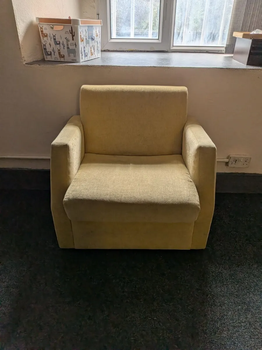 Arm chairs - Image 1