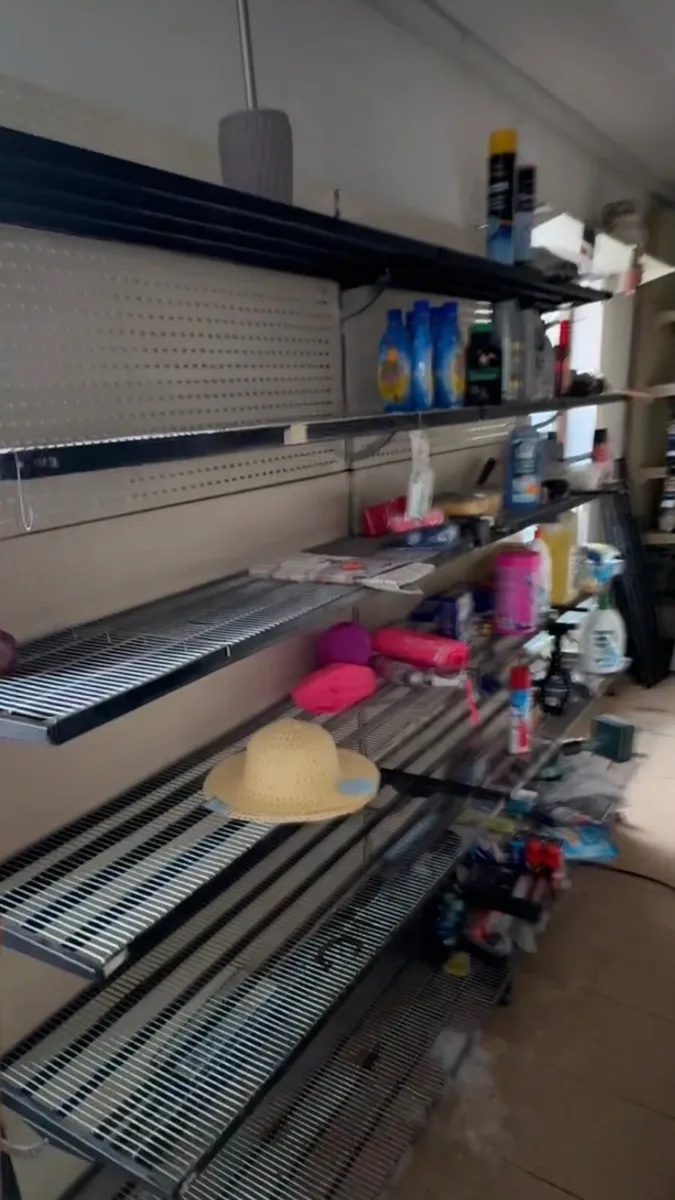 Shop Shelving & Retail Display Units - Image 2
