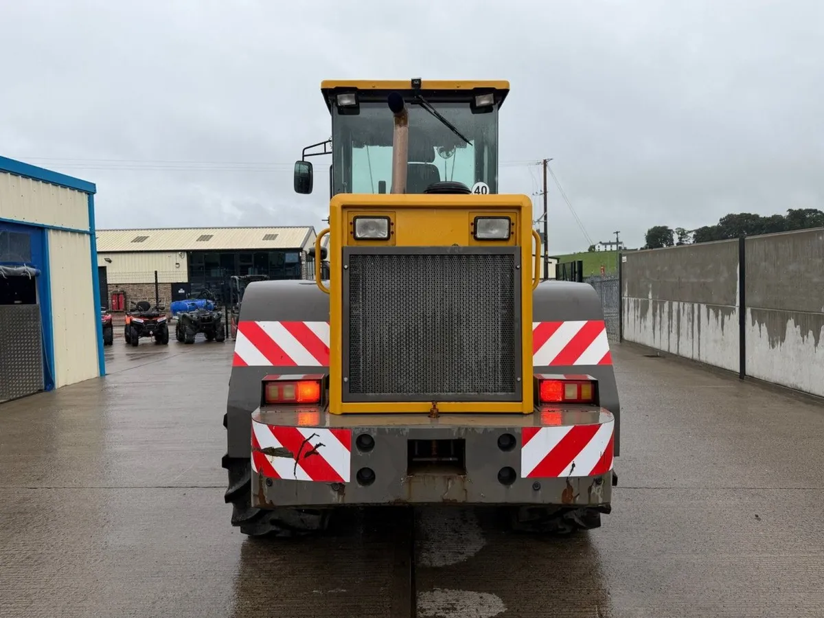 DGM 935 PRO ARTICULATED LOADING SHOVEL - Image 3