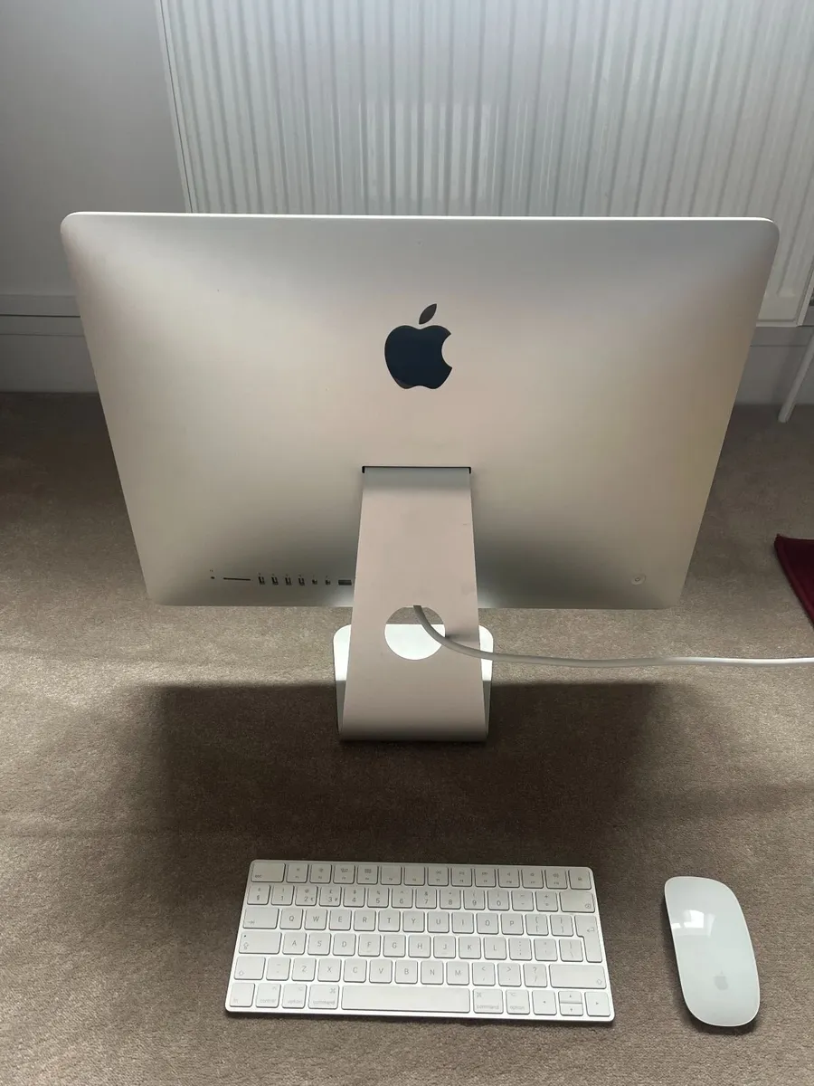 Apple iMac 21.5" (Late 2013) 1TB SSD - Image 2