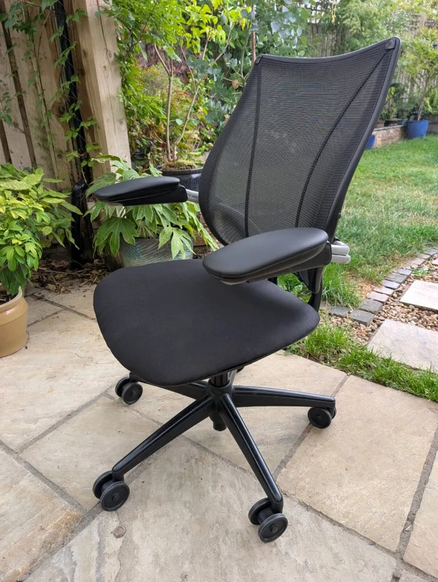 Ergonomic office chair - Image 4