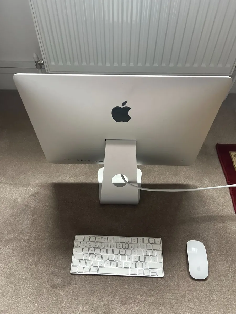 Apple iMac 21.5" (Late 2013) 1TB SSD - Image 3