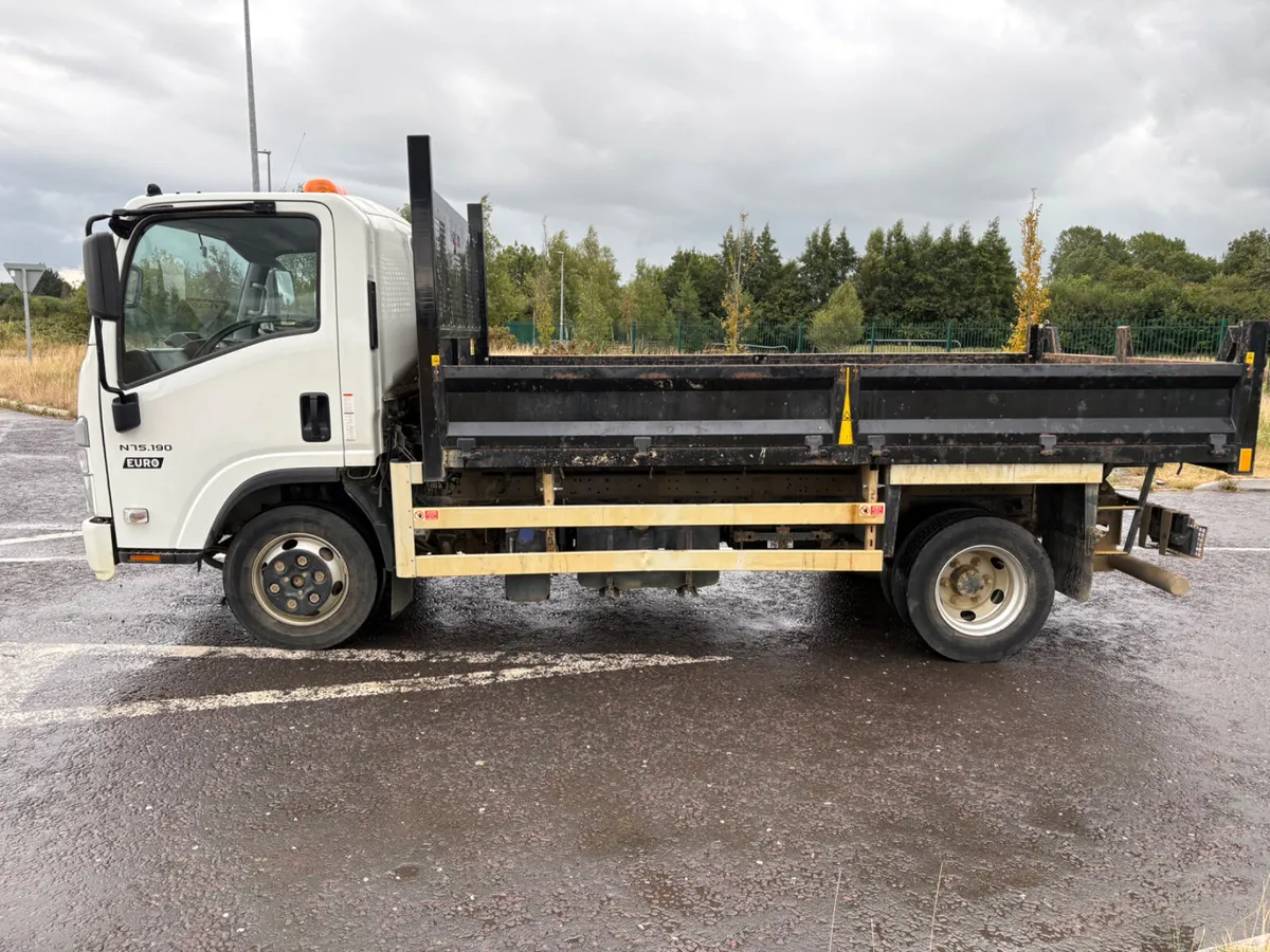 Isuzu 190 Hp Tipper - Image 4