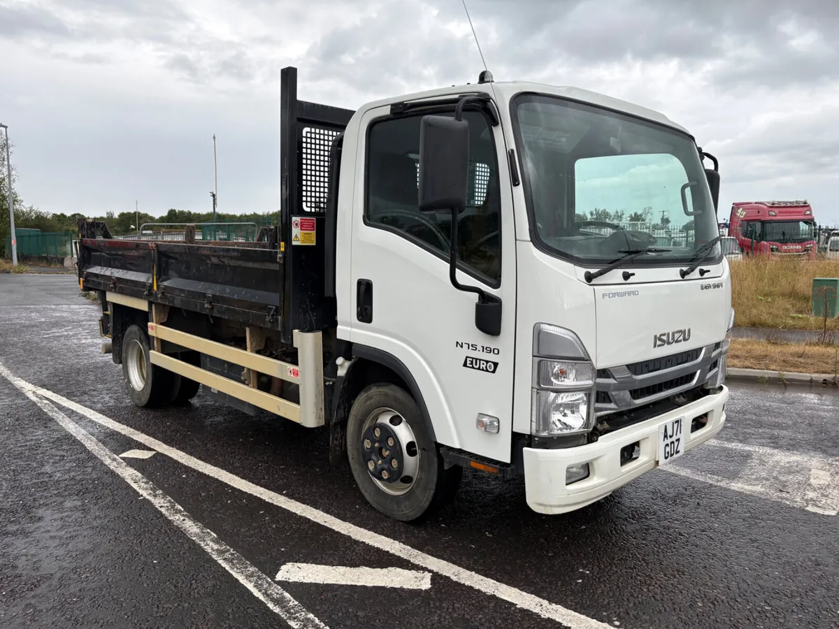 Isuzu 190 Hp Tipper - Image 1