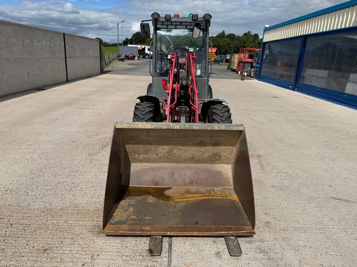 forklift - Image 3