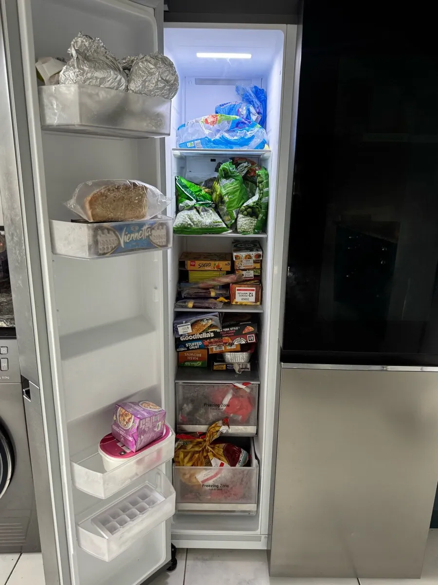Jan 2024 fridge for sale - Image 3