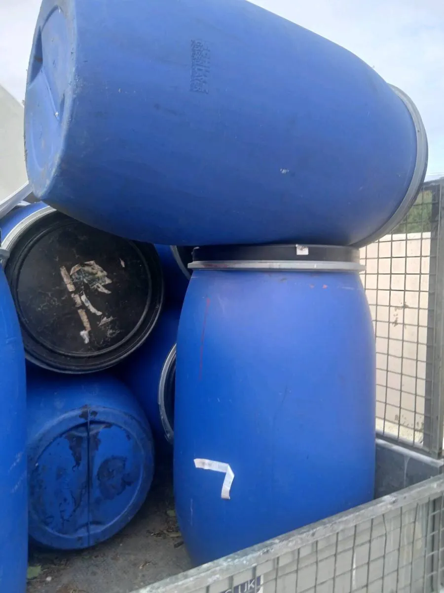 Wheel barrows & open top barrels. - Image 4