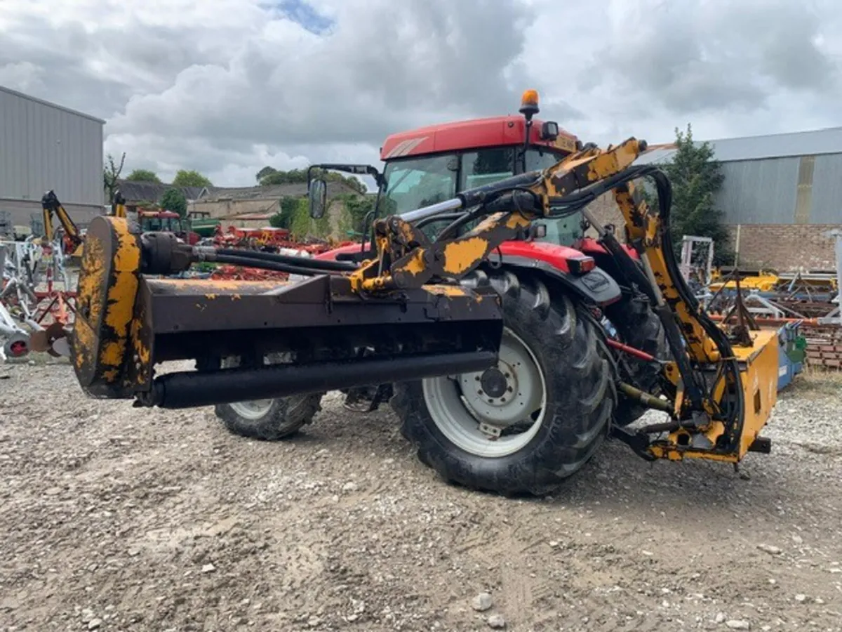 BOMFORD B48X INDEPENDENT FLAIL HEDGER - Image 4