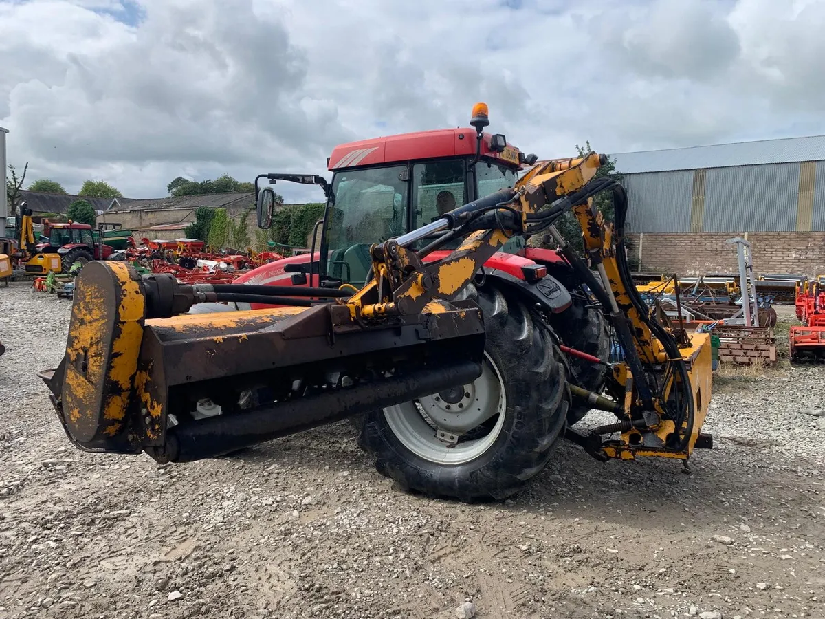 BOMFORD B48X INDEPENDENT FLAIL HEDGER - Image 3