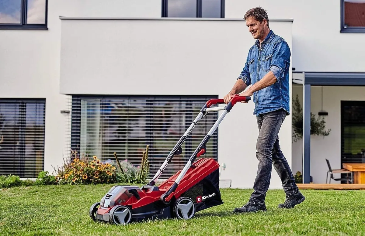 Cordless Lawnmower 34CM 36V Pxc Without Battery - Image 3