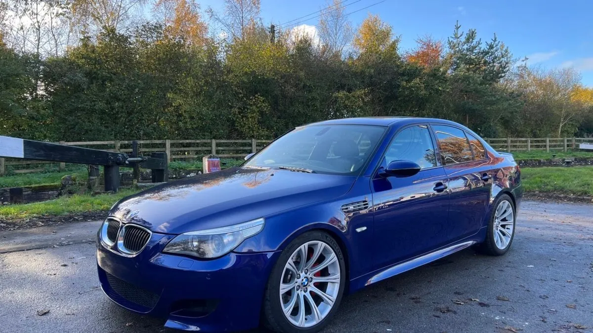 2005 BMW M5 V10 E60 - Image 1