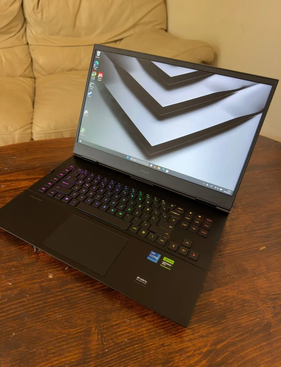 Laptop HP Omen 17 RTX4080 - Image 2