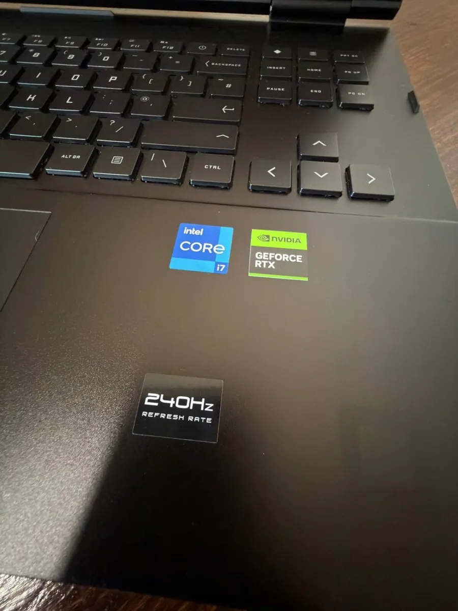 Laptop HP Omen 17 RTX4080 - Image 3