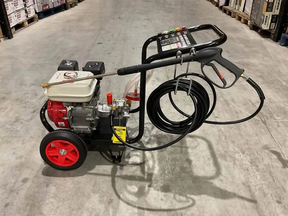 BRAND NEW 4500psi INDUSTRIAL USE PRESSURE WASHER - Image 4