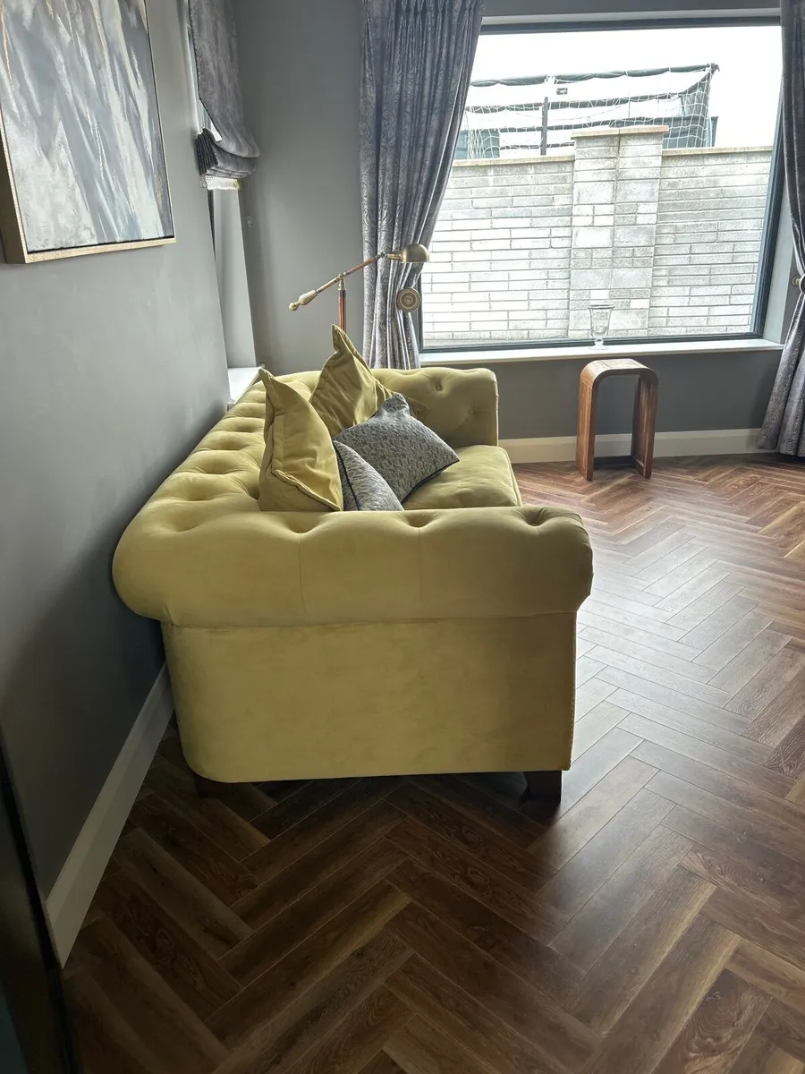 Couch - Image 2