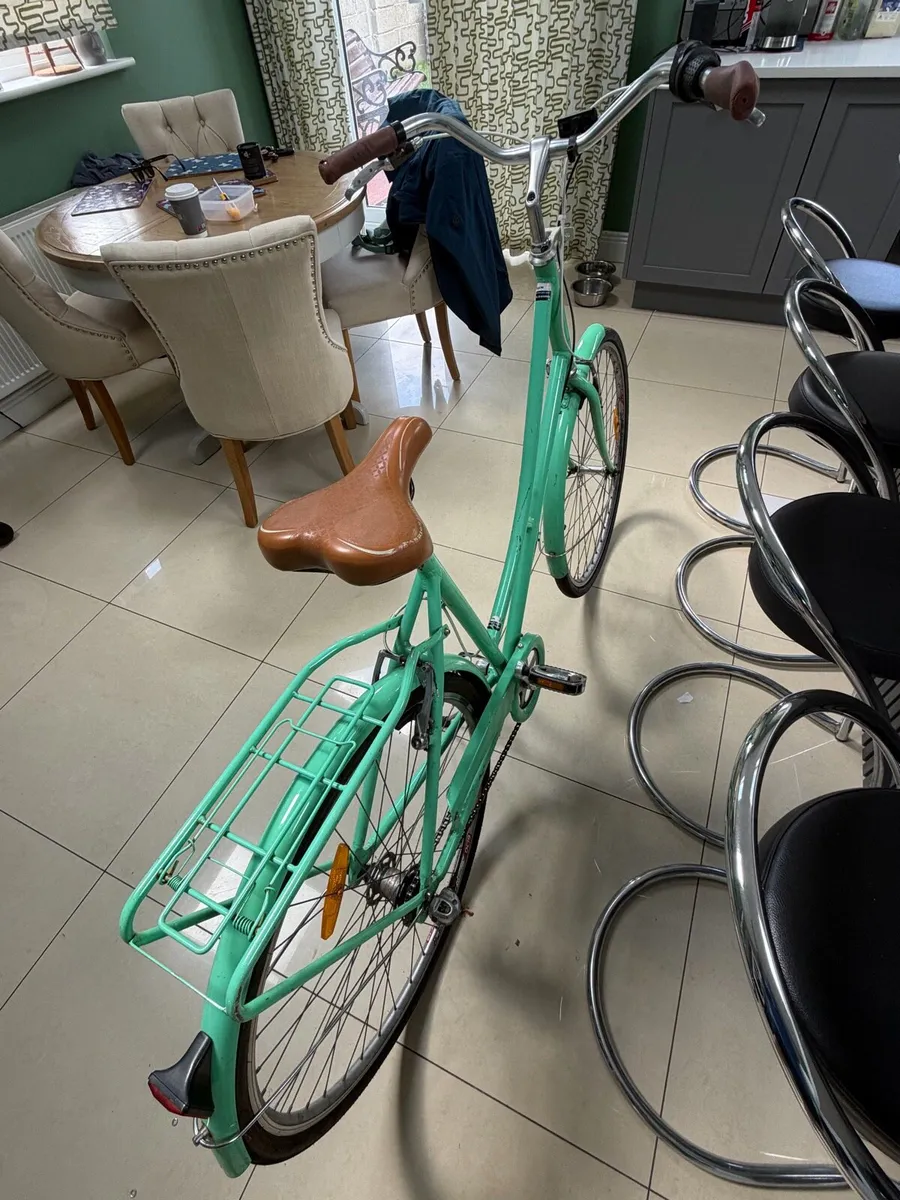 Ladies Bicycle - Image 1