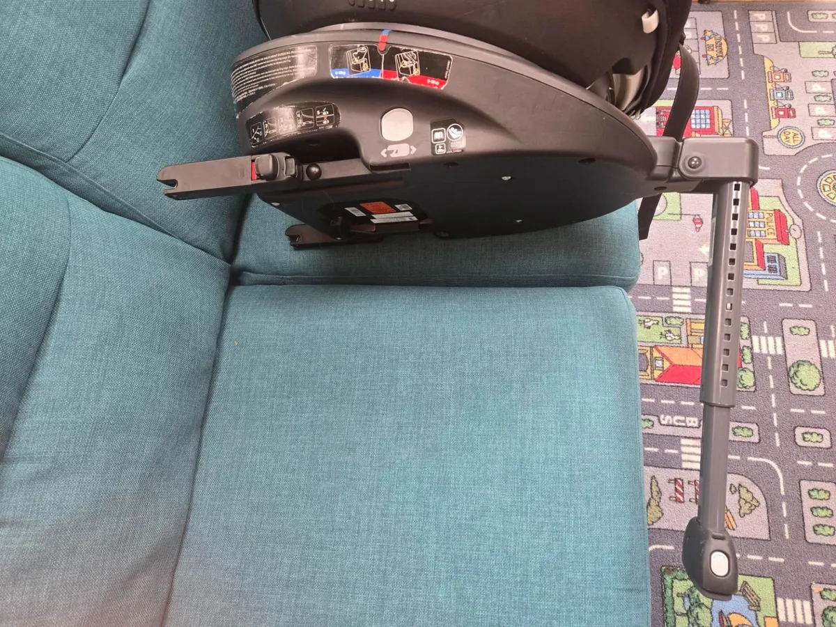 Joie Spin 360 ISOFIX Swivel Car Seat - Excellent C - Image 3
