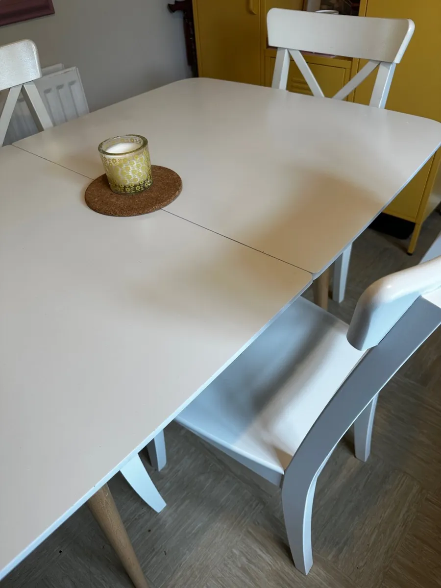 Dining table - Image 3