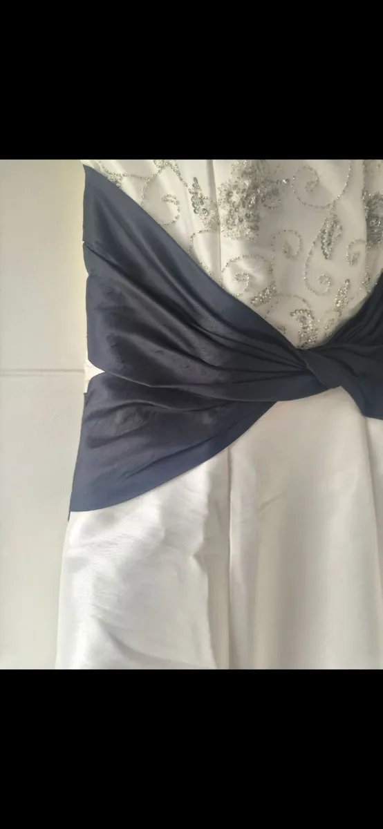 Wedding Dress - Image 4