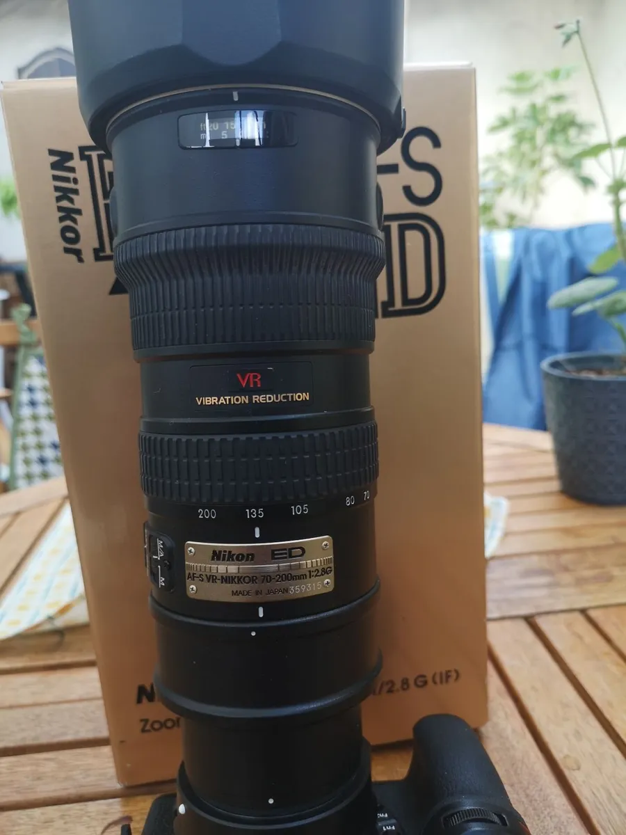 Nikon zoom nikor 70 200 f 2.8 vr ed - Image 1