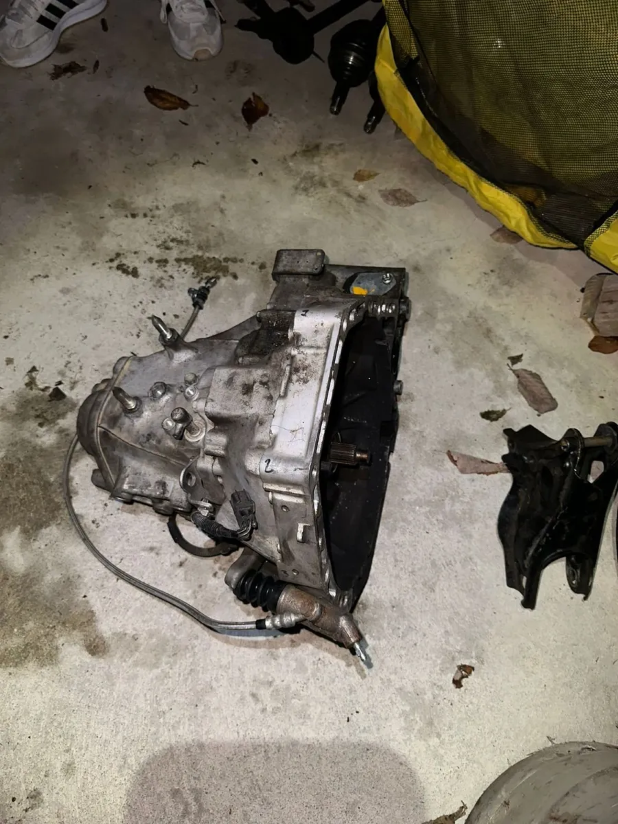 honda b16 Car parts - Image 2
