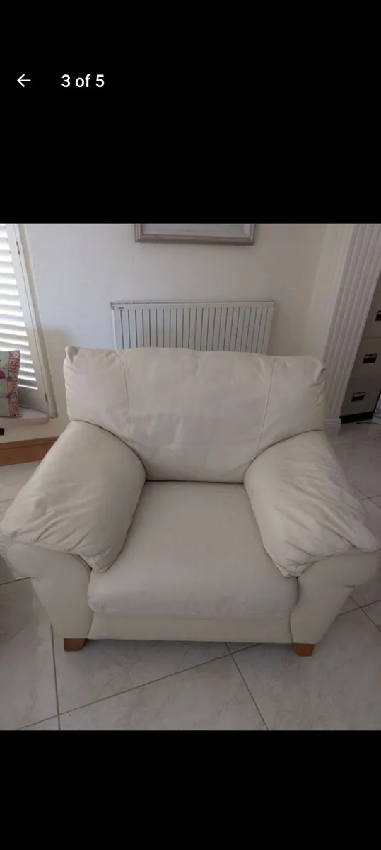 Italian leather 3 piece suite in cream - Image 4