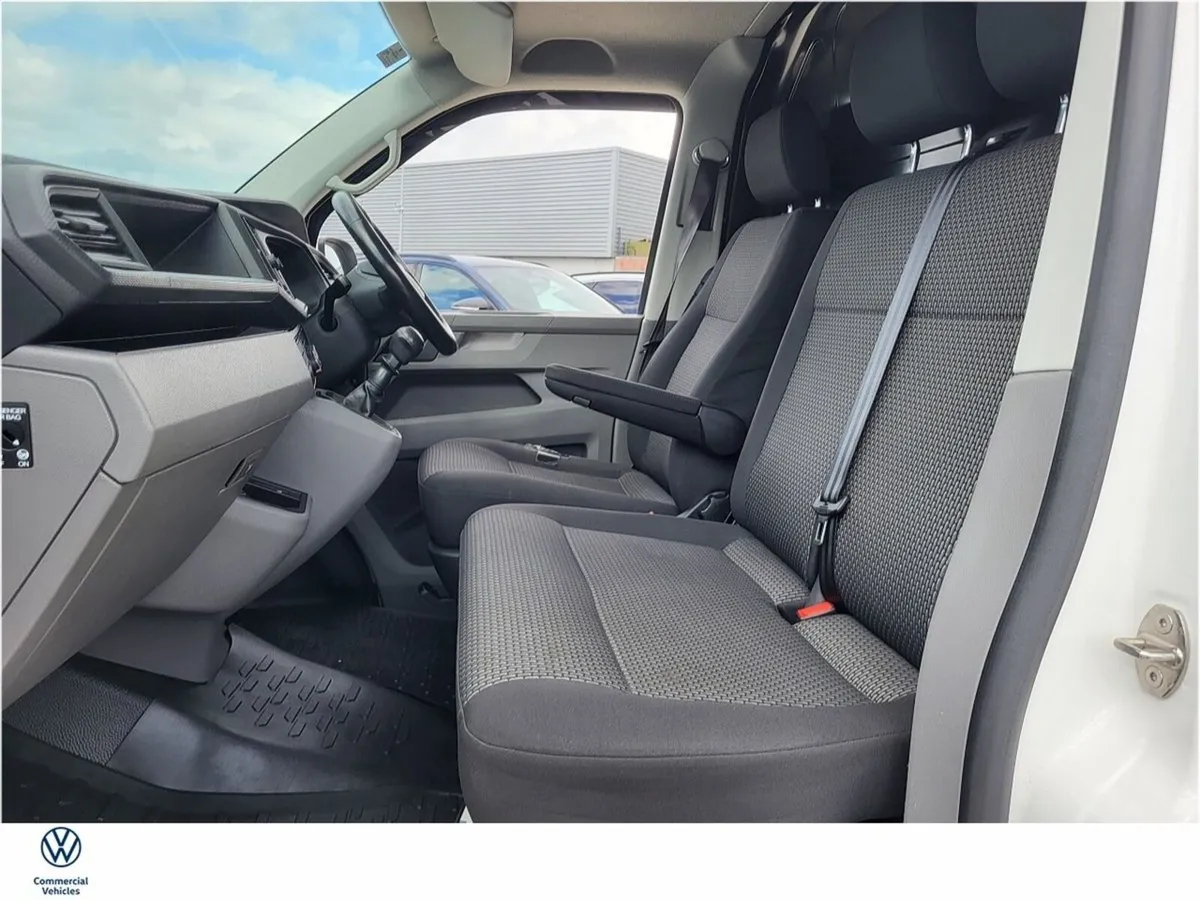 Volkswagen Transporter T6 30 PVL TL 2.0TDI  150BHP - Image 4