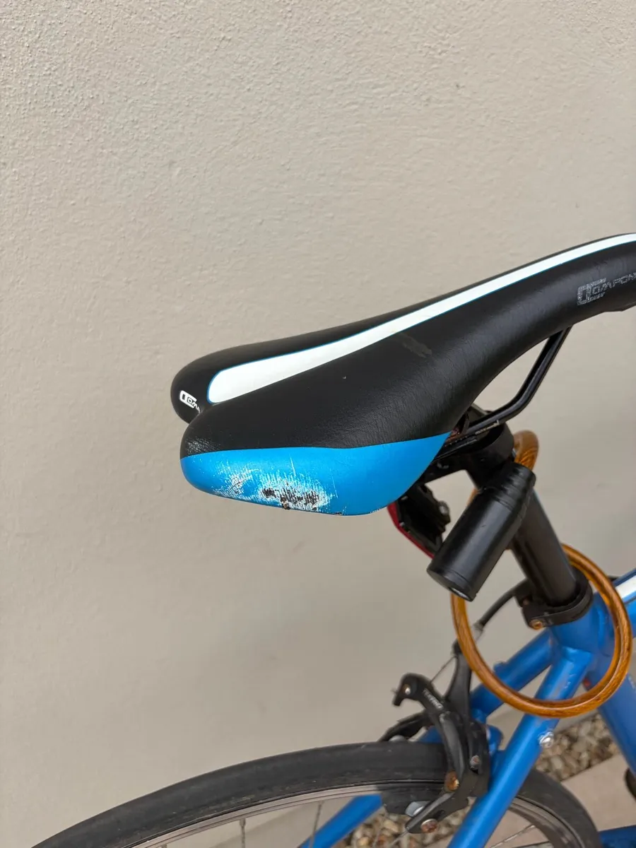 Road Racing Bike - Image 4