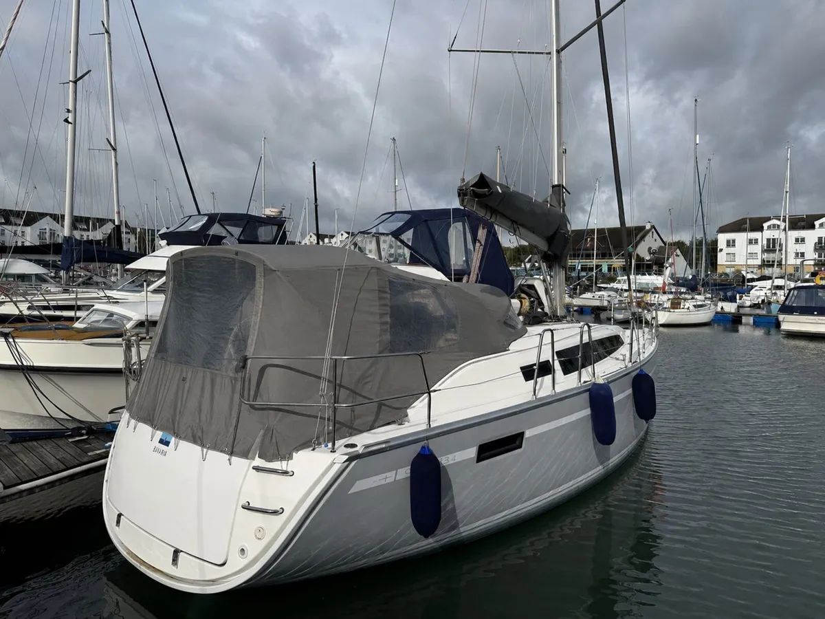 2017 Bavaria Cruiser 34 Sailing Yacht Boat - Image 3